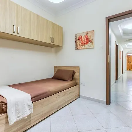 Charming 3br With Breathtaking Sea Views By 360 Estates Birżebbuġa