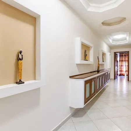 Charming 3br With Breathtaking Sea Views By 360 Estates *