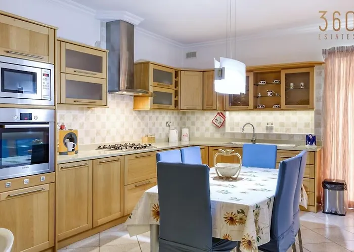 Apartment Charming 3br With Breathtaking Sea Views By 360 Estates Birzebbuga